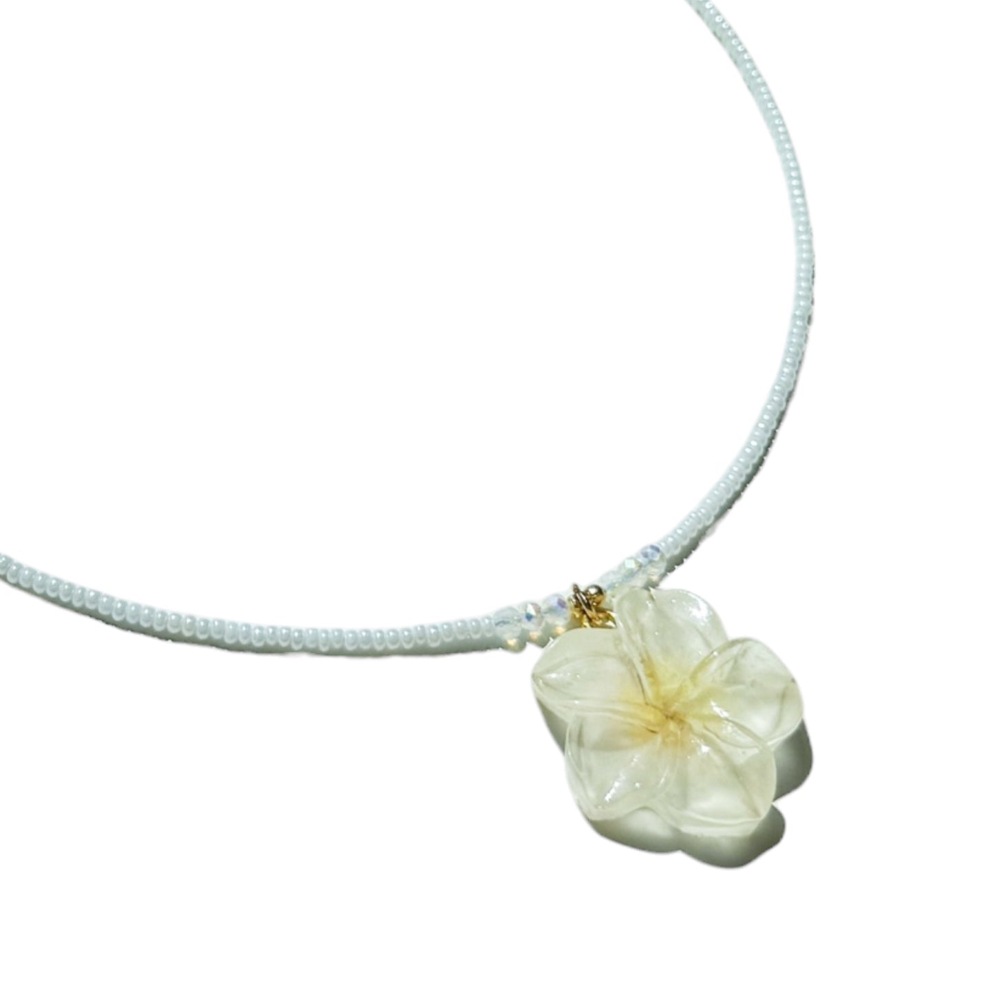 Collar Cream Petal🤍