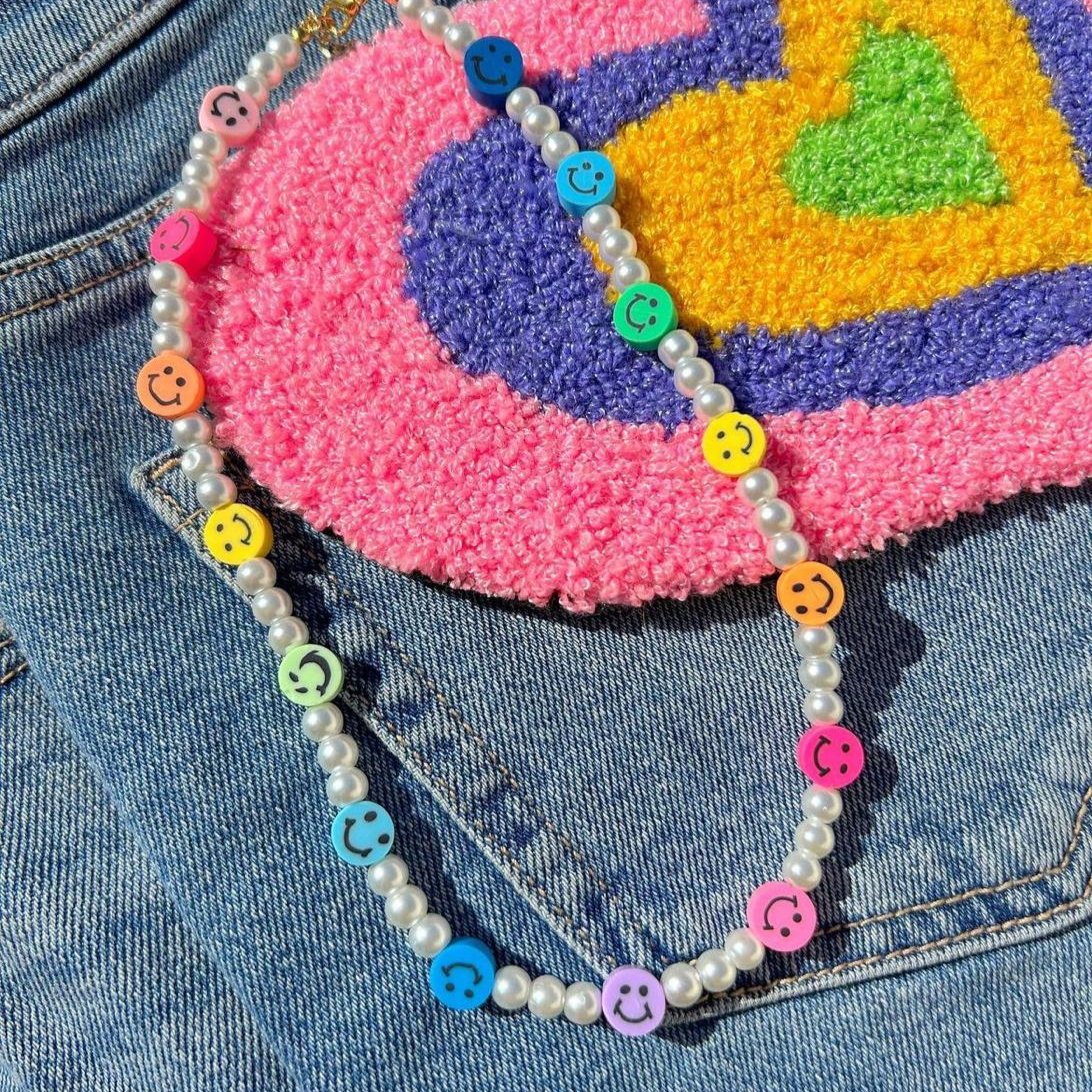 Collar de Caras Felices de Colores